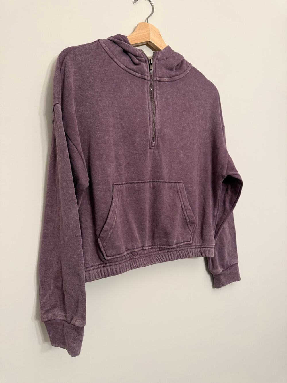 Hippie Rose Purple Distressed Half-Zip Hoodie – Size M